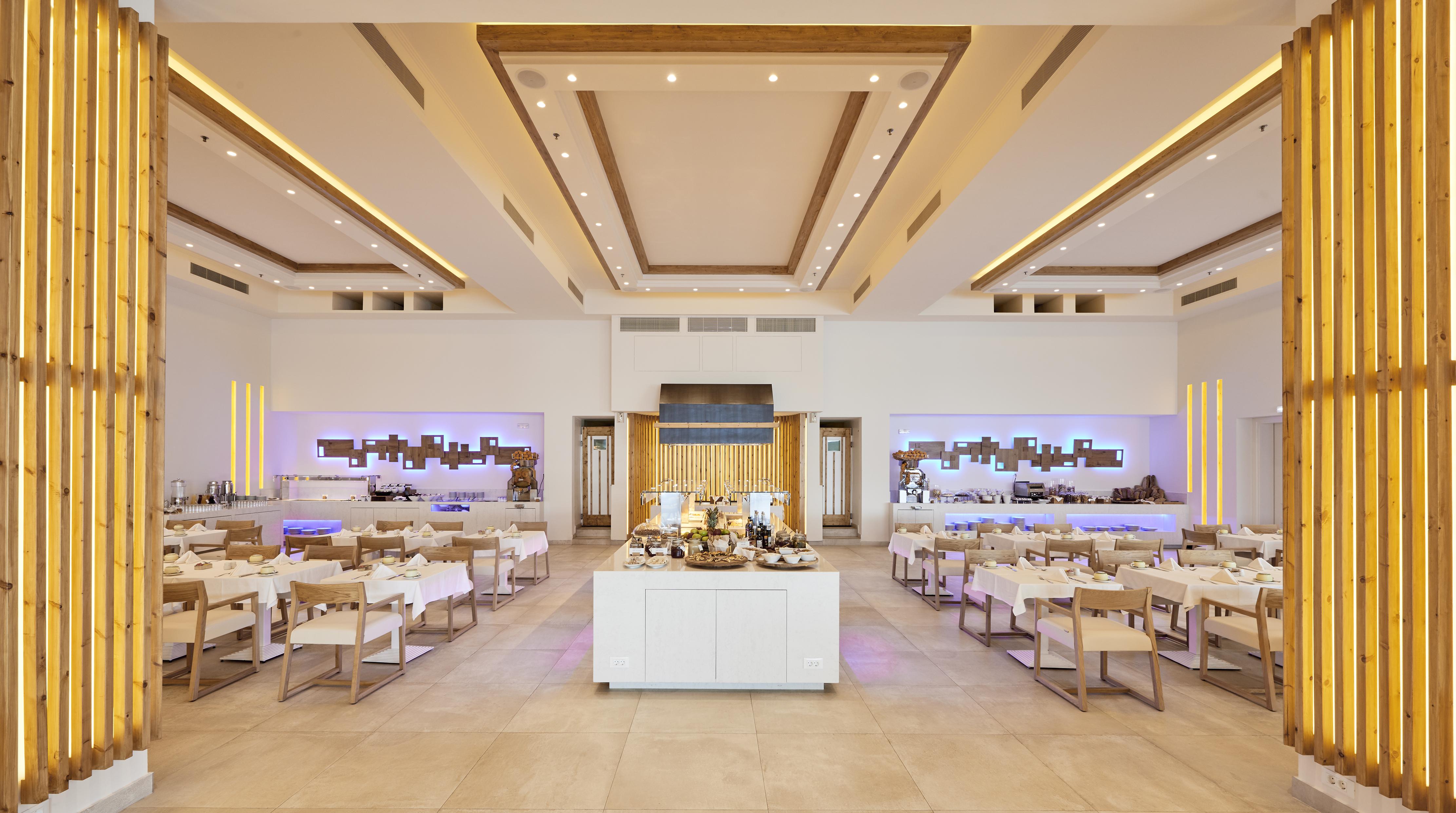 Agios Ioannis Diakoftis Saint John Hotel Villas & Spa מראה חיצוני תמונה The buffet at the resort