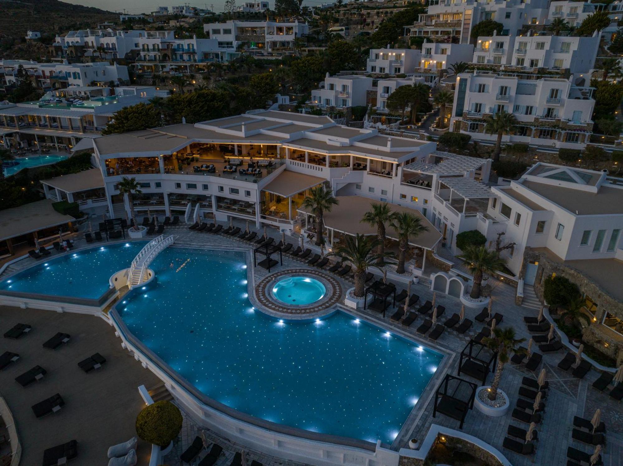 Agios Ioannis Diakoftis Saint John Hotel Villas & Spa מראה חיצוני תמונה Aerial view of the resort